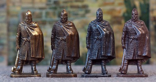 Виды патины: оливковая, коричневая, черная, красно-коричневая