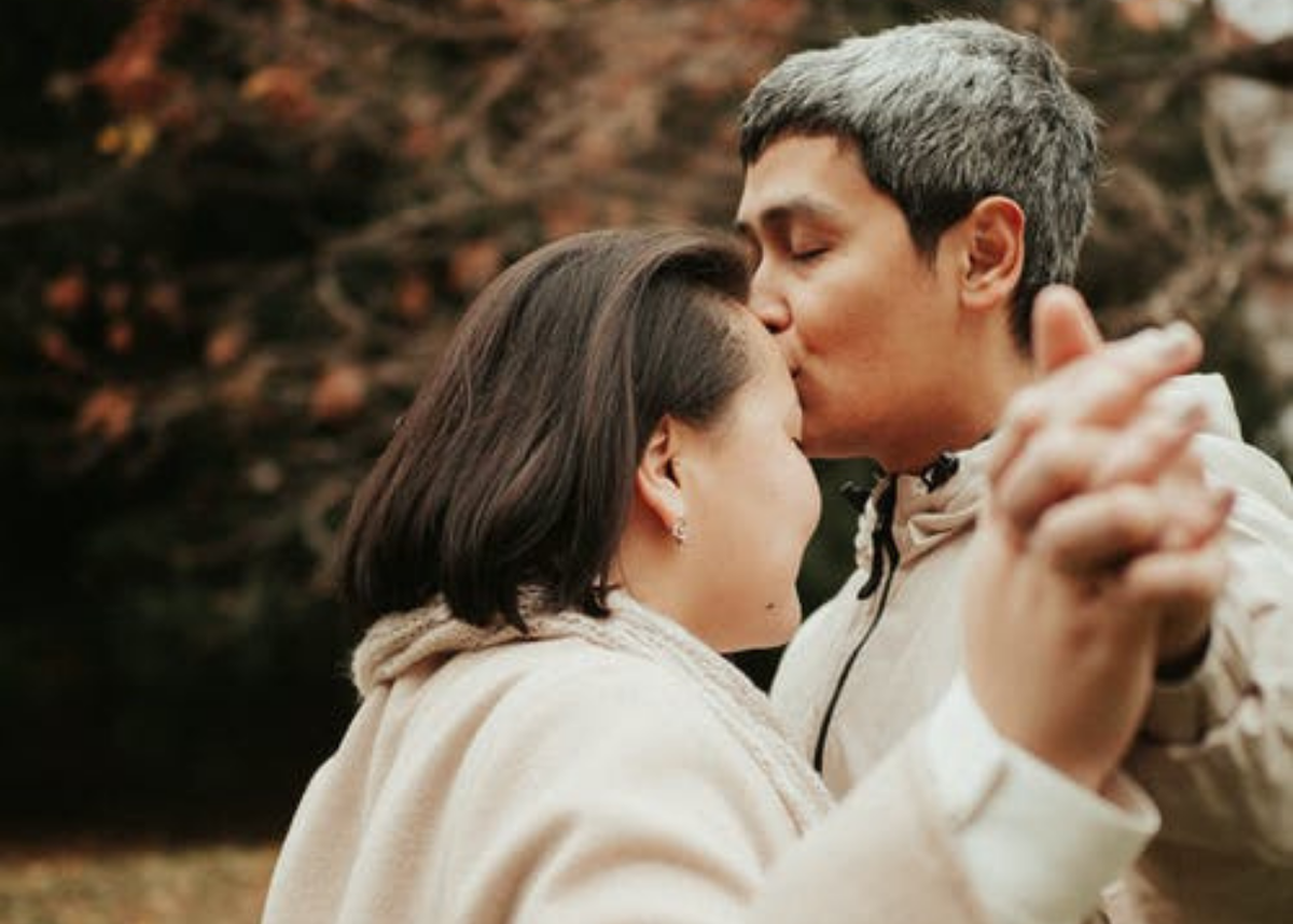 Пара - это гармоничный союз двух людей, которым комфортно вместе. 