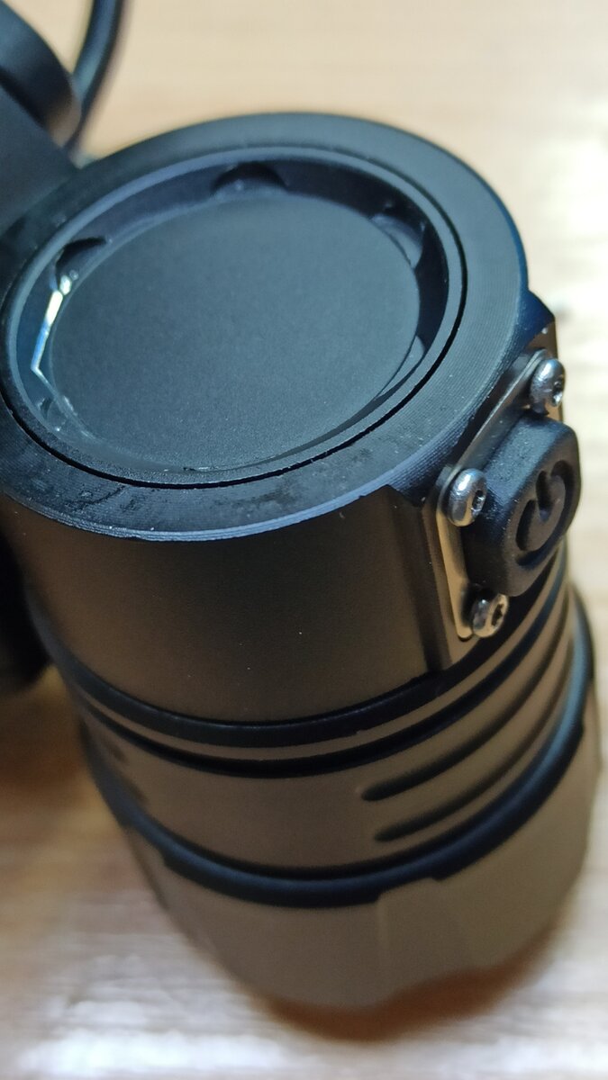 Вид на крышку