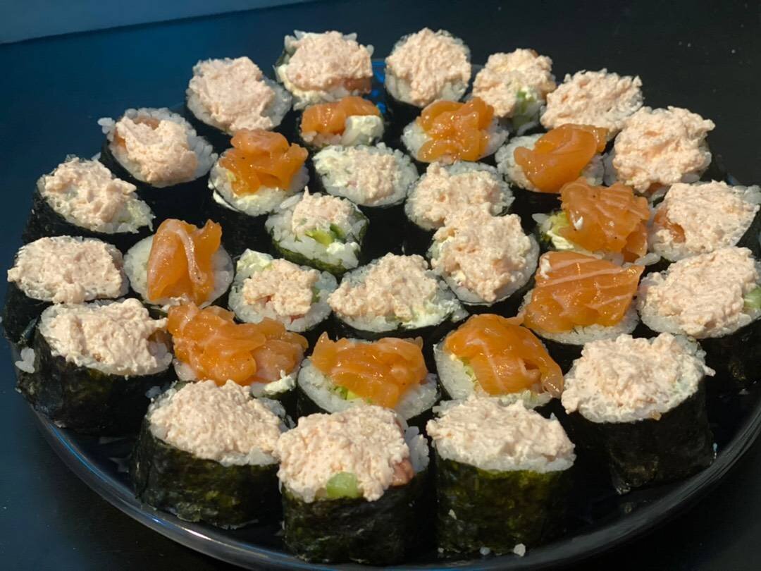 Ролл Филадельфия 🍱 | Овкусе.ру - Ежедневная готовка в радость! Пошаговые  рецепты с фото | Дзен