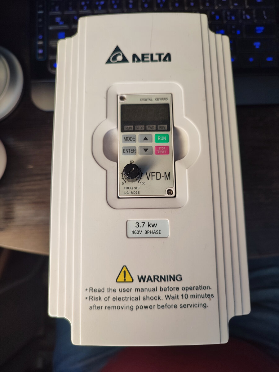 Частотный преобразователь на 380 вольт фирмы Delta