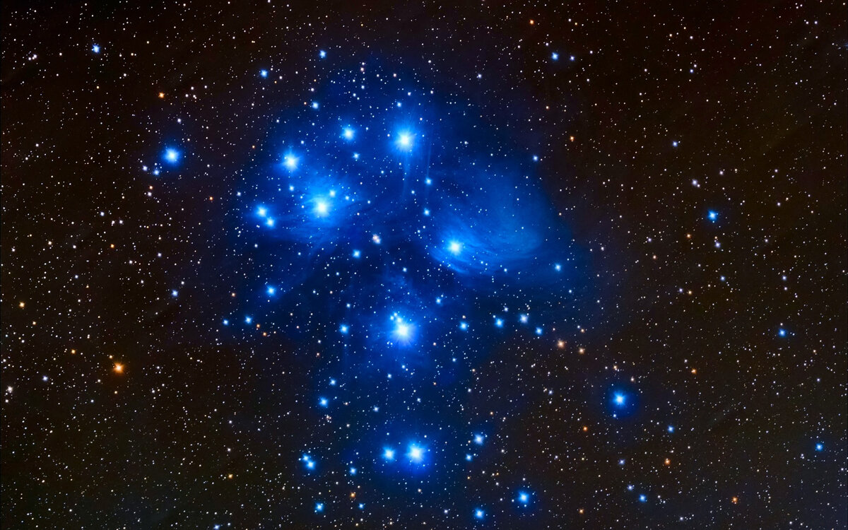 Созвездие Плеяды.