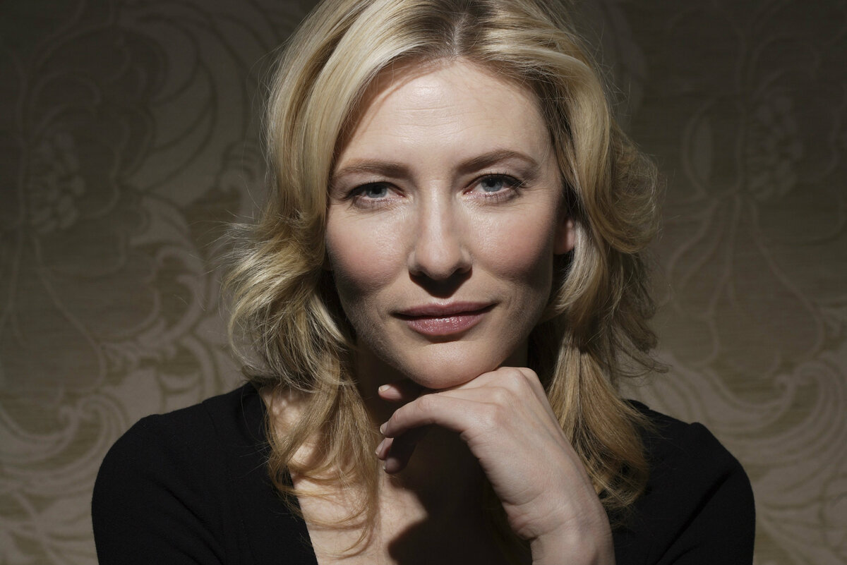 Cate blanchett. Кейт Бланшетт. Кейт Бланшетт 2005. Кейт Бланшетт улыбка. Кейт Бланшетт фото.