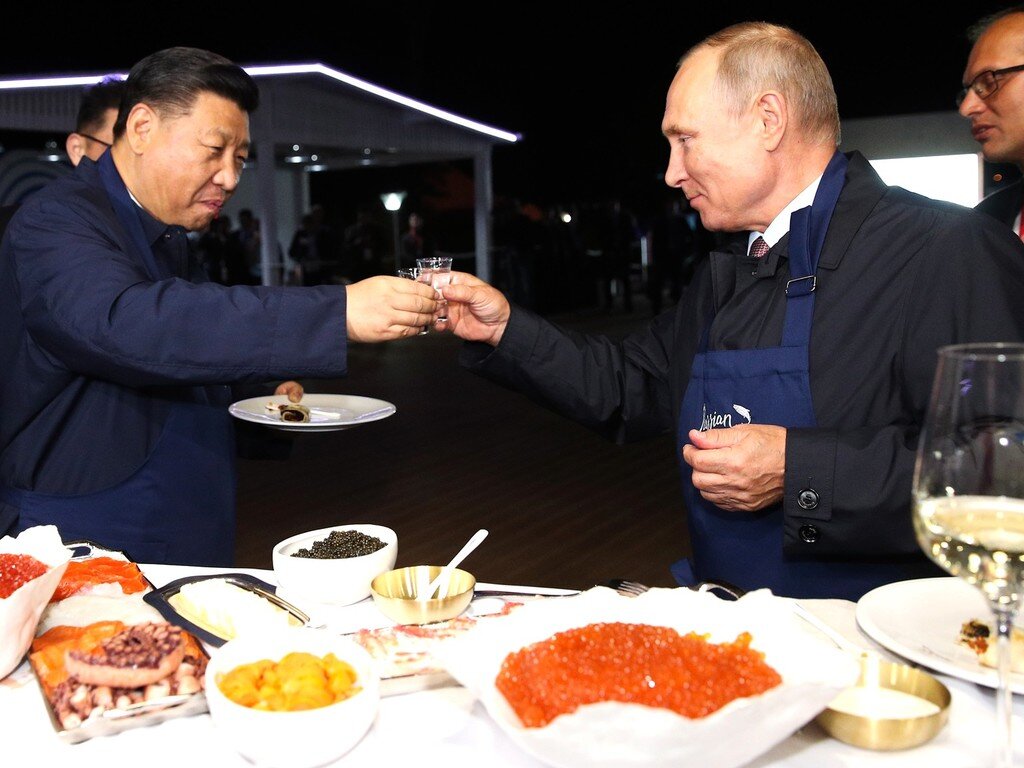 Россия меняет резервную валюту. Что так беспокоит "Коллективный запад"?