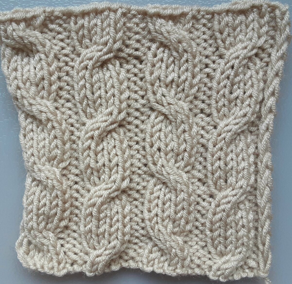 Лицевая сторона узора.