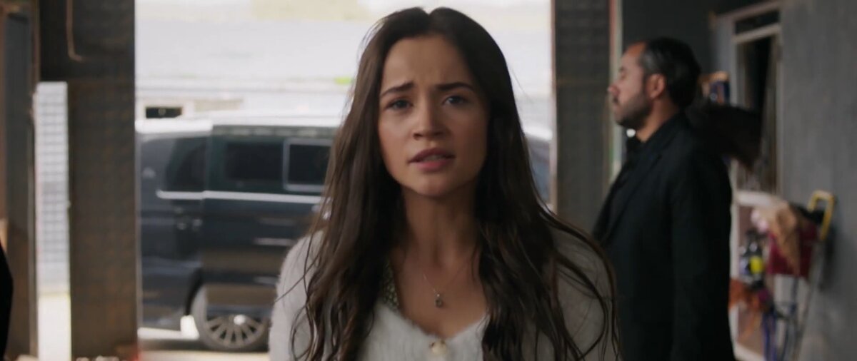 Кадры к 1 серии "Кровавые цветы"