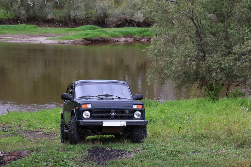 Нива вод. Lada 4x4 рыбалка. Лада 4х4 на рыбалке. Нива для рыбалки. Лада Нива для рыбалки.