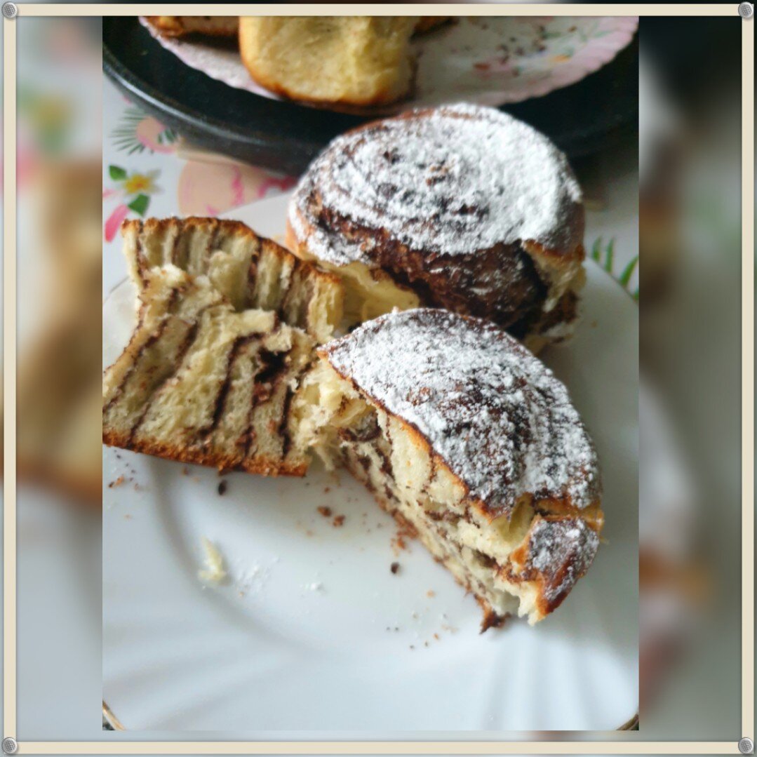 Булочки сдобные с шоколадом