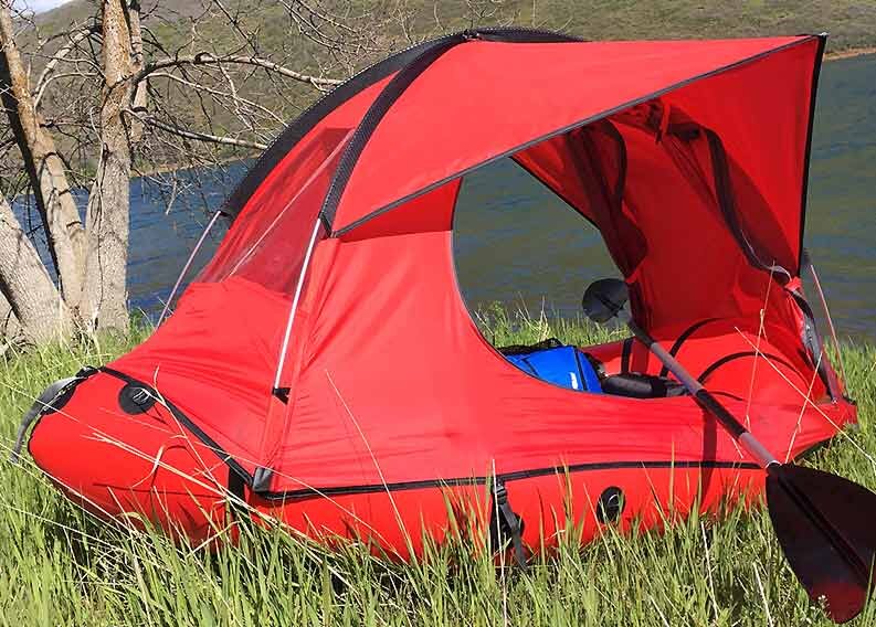 Два типоразмера лодок TRAFT 244 и 260 см, оснащённых съёмным тентом, предлагаются для потенциальных владельцев различного роста: 157-178 см и 180-193 см. 