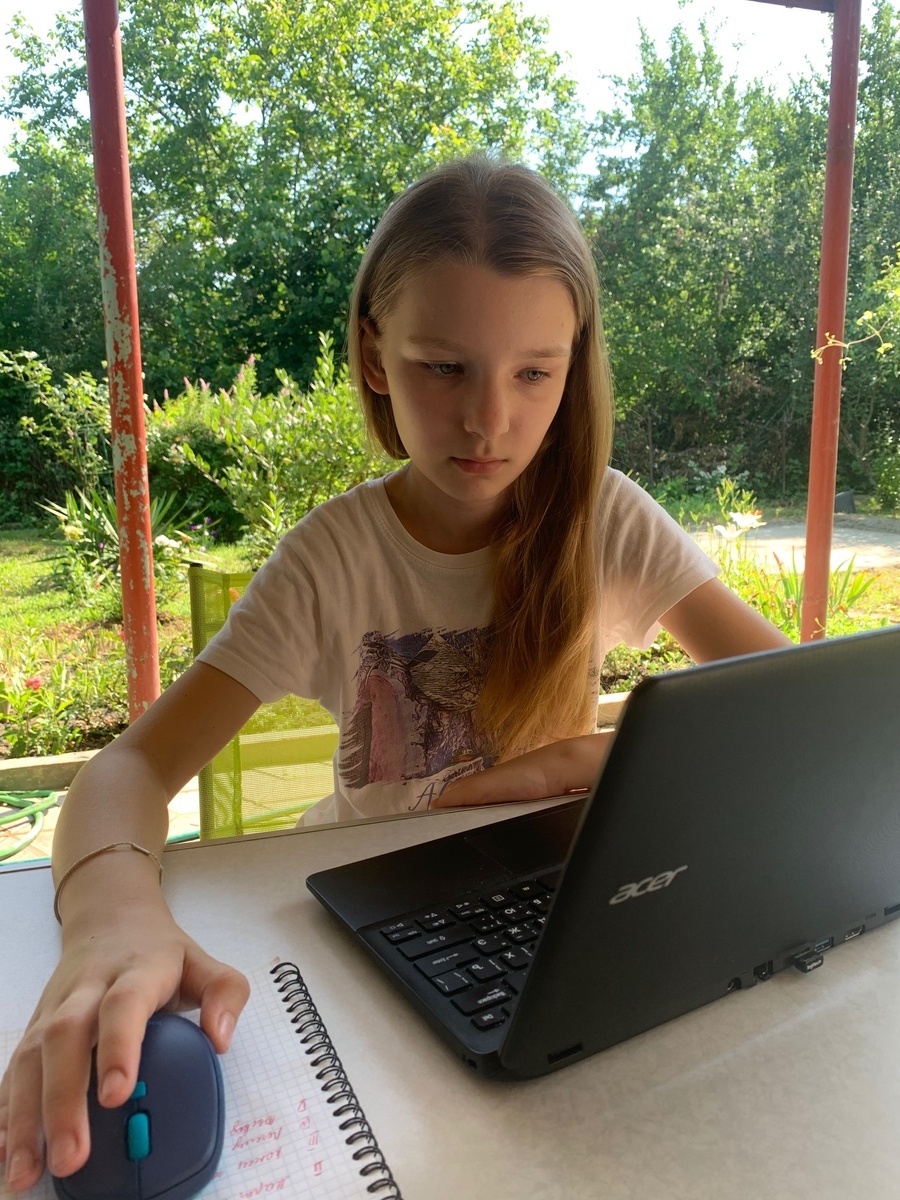 так заниматься прикольно, но потом надоедает и скучно одной