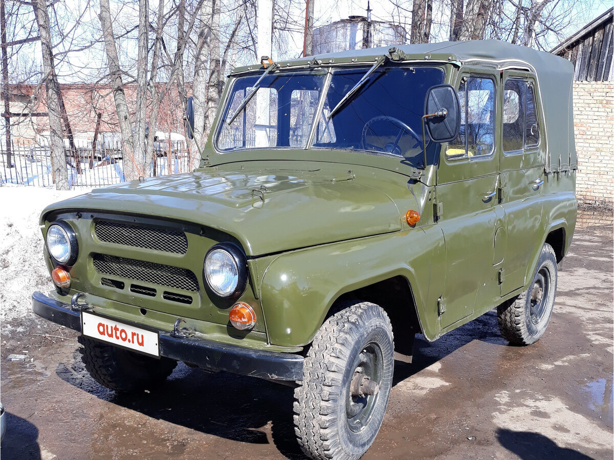 УАЗ 469 зеленый