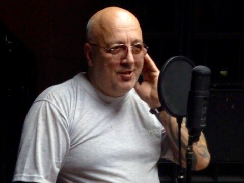 идет запись голоса