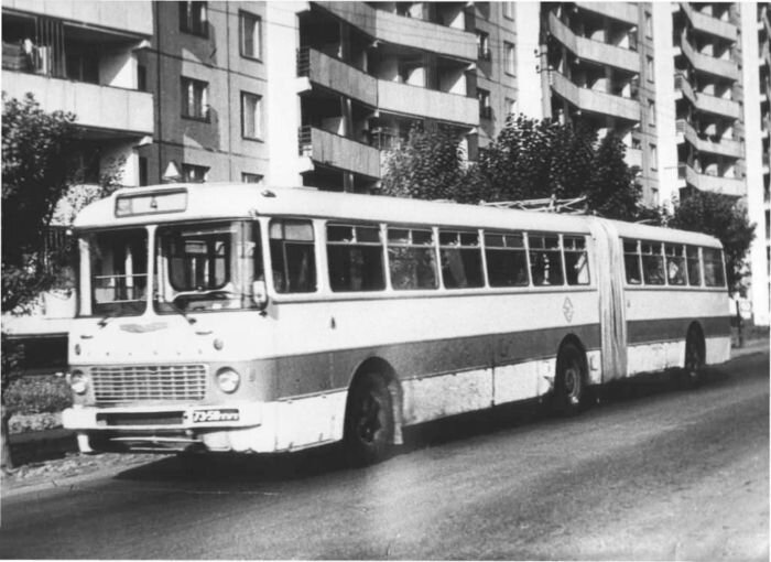 "Икарус-180" автоколонны 1809 на 4 маршруте в Туле, фото tulainpast.ru