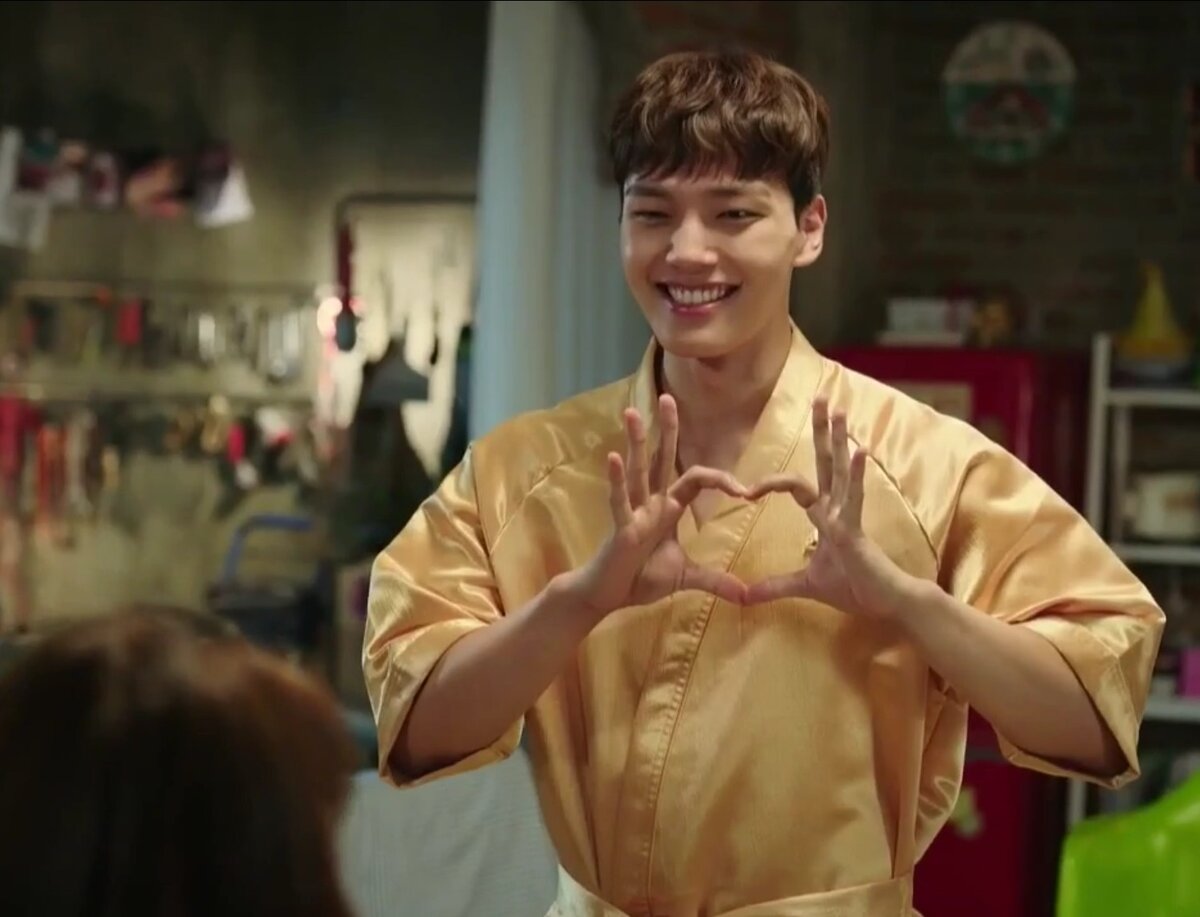 Ё Джин Гу в роли робота Зеро Найн