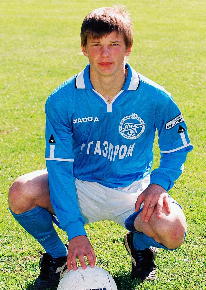 Шева в Зените 2000 год. Источник: https://interesnyefakty.org/wp-content/uploads/andrej-arshavin-v-yunosti.jpg