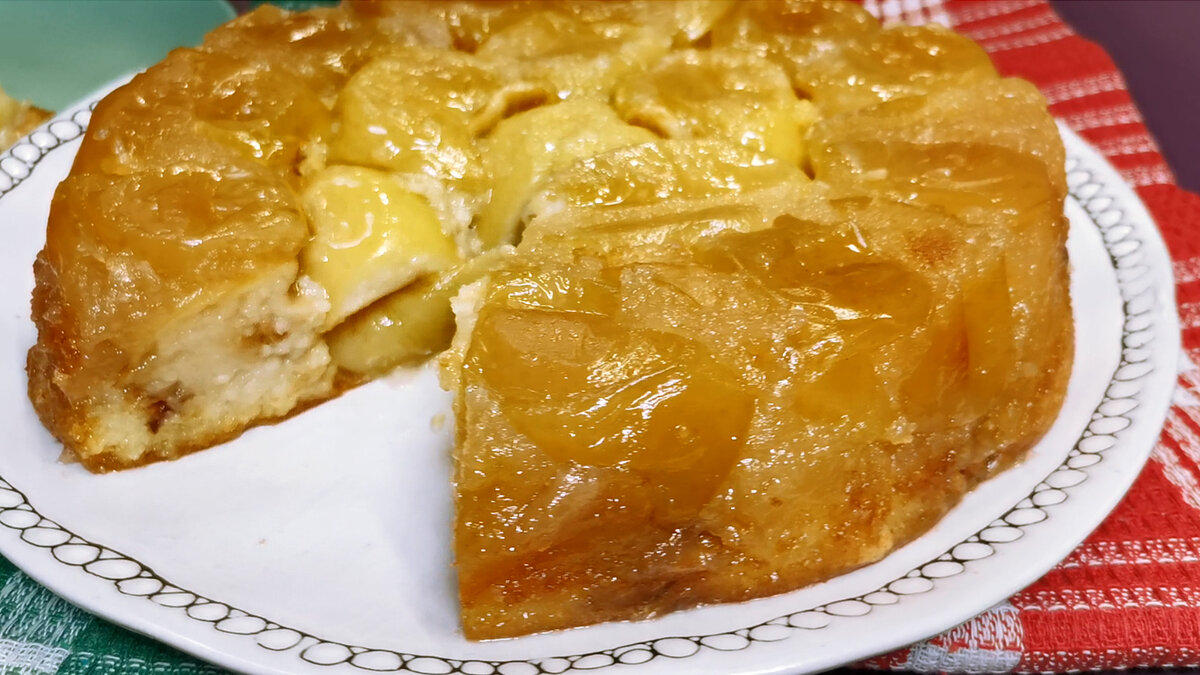 Различные рецепты яблочных пирогов для мультиварки