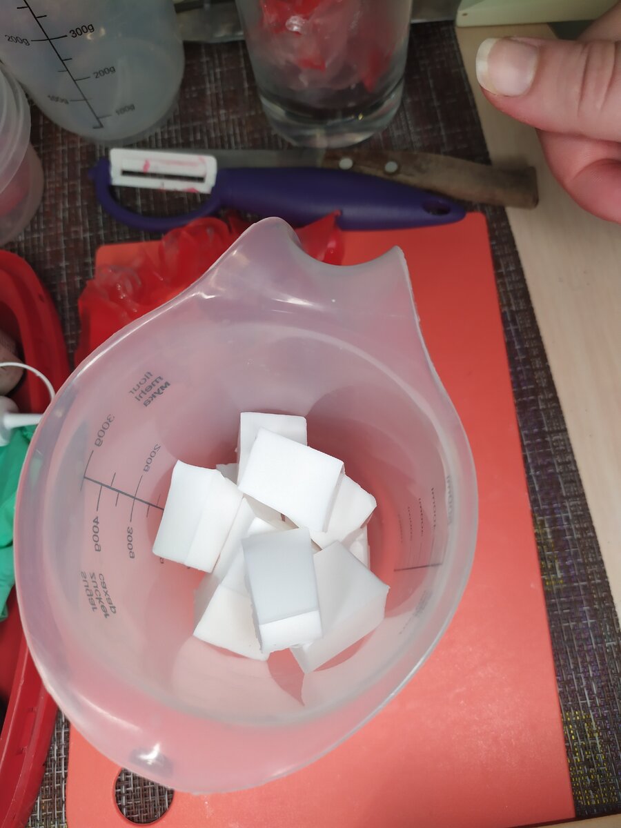 Белая основа