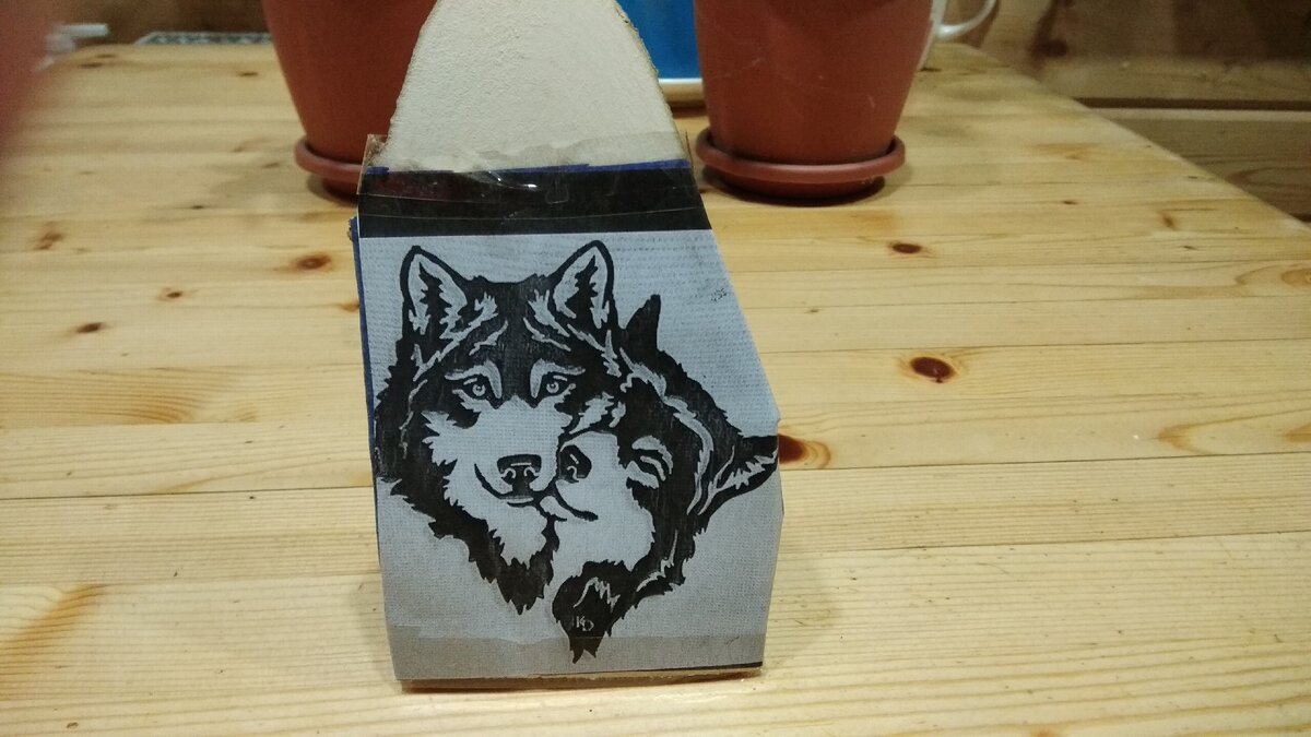 Почти копия наших двух хасок. Фото наших собачек будет в конце статьи.