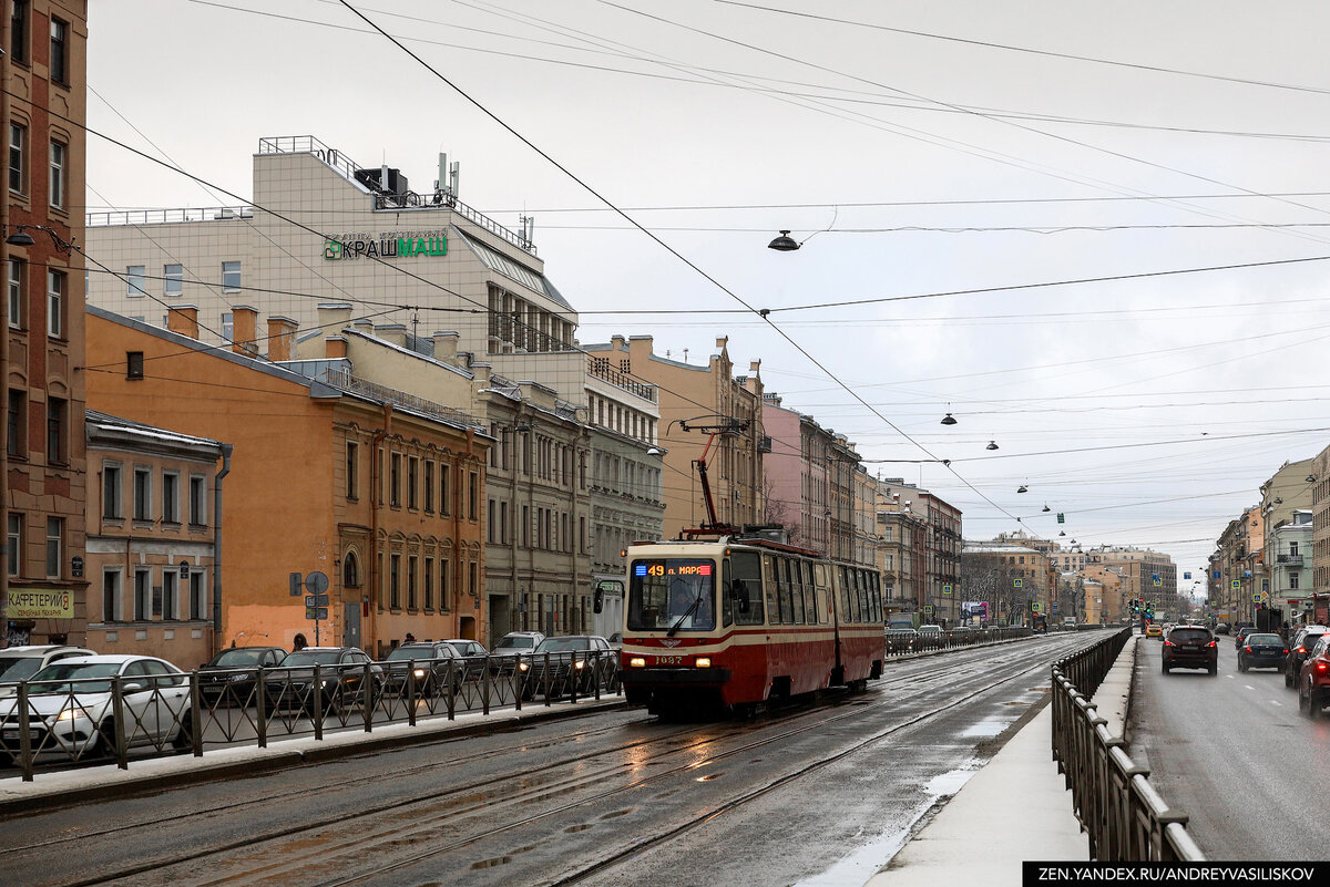 10 фотографий Санкт-Петербурга тогда и сейчас (гуляем рядом с метро 