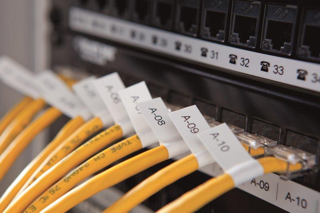 Экранирование патч корда. Маркировка патч панели. Маркировка патч кордов. Маркировка патч кордов скс. Оптический патч корд расшифровка маркировки.