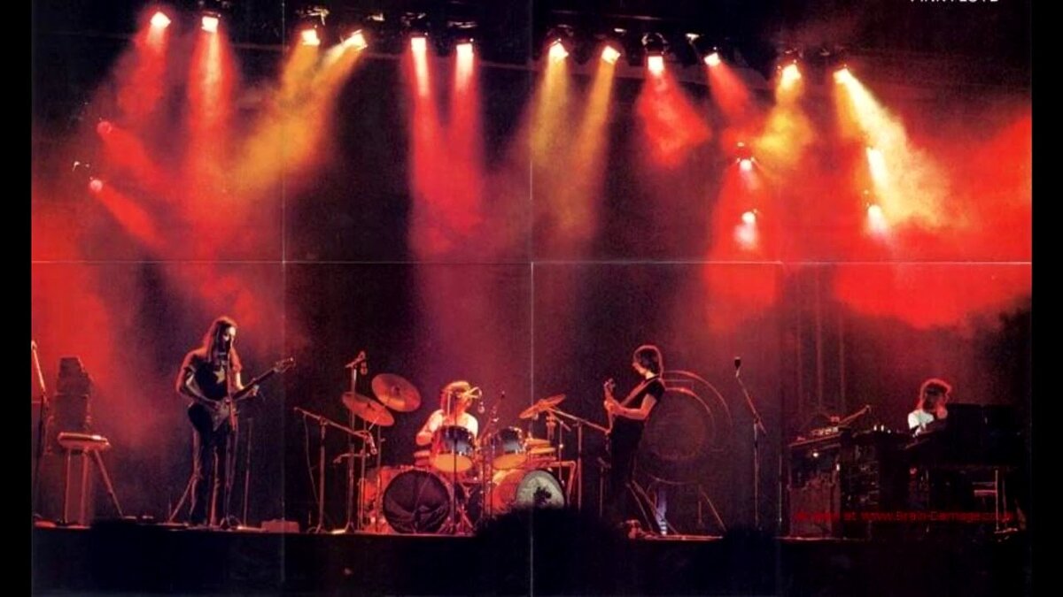 Концерт 1977 года. Pink Floyd 1973 Live. Pink Floyd 1977 год концерт. Pink Floyd 70s. Pink Floyd Live Concert.