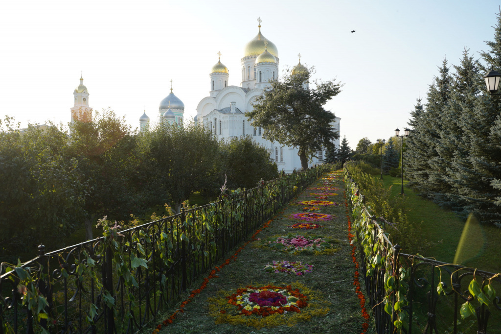 Дивеево монастырь канавка богородицы фото