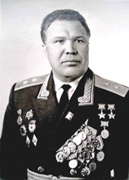 Афана́сий Петро́вич Ши́лин (1 сентября 1924, село Петропавловка, Саратовская губерния — 22 мая 1982, Москва) — советский артиллерист, дважды Герой Советского Союза (1944, 1945), генерал-лейтенант (1975).