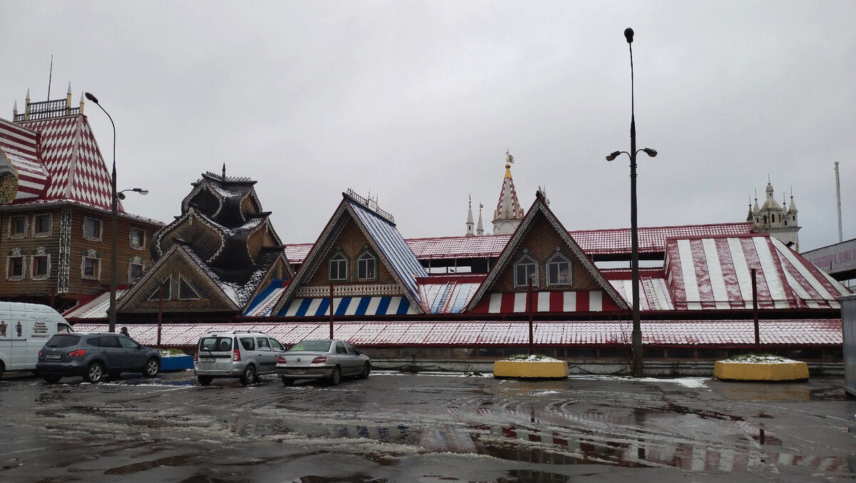 Вернисаж. Измайлово. Блошиный рынок. Ноябрьская суббота. 20 ноября. Все фото автора.