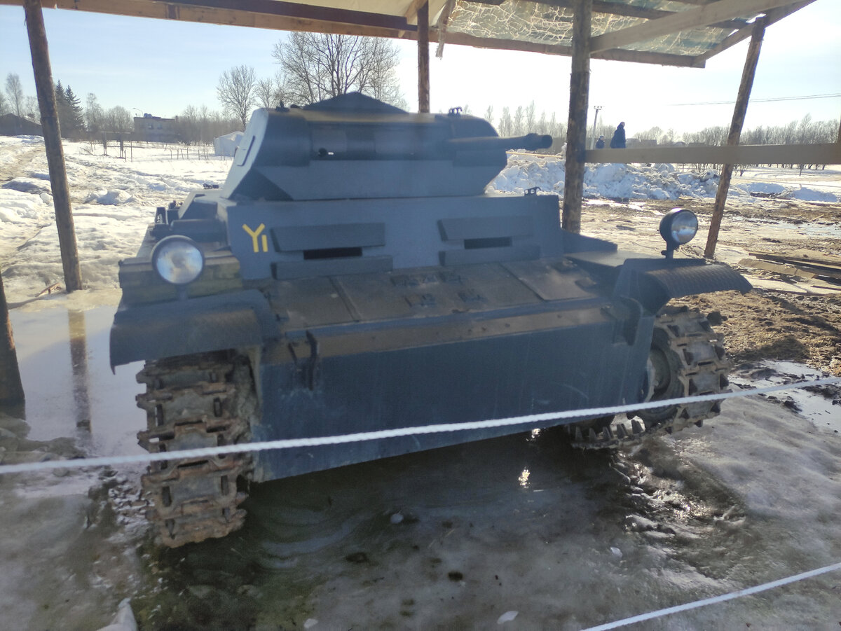 Какой то лёгкий немецкий танк