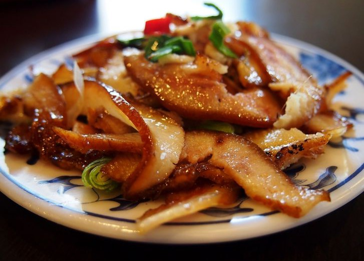 Выглядит вкусно - но часто такое питание может привести к проблемам со здоровьем 