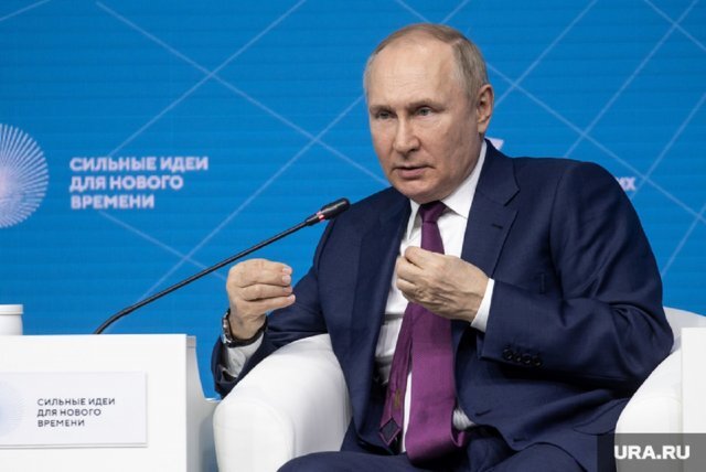 Владимир Путин на форуме АСИ.