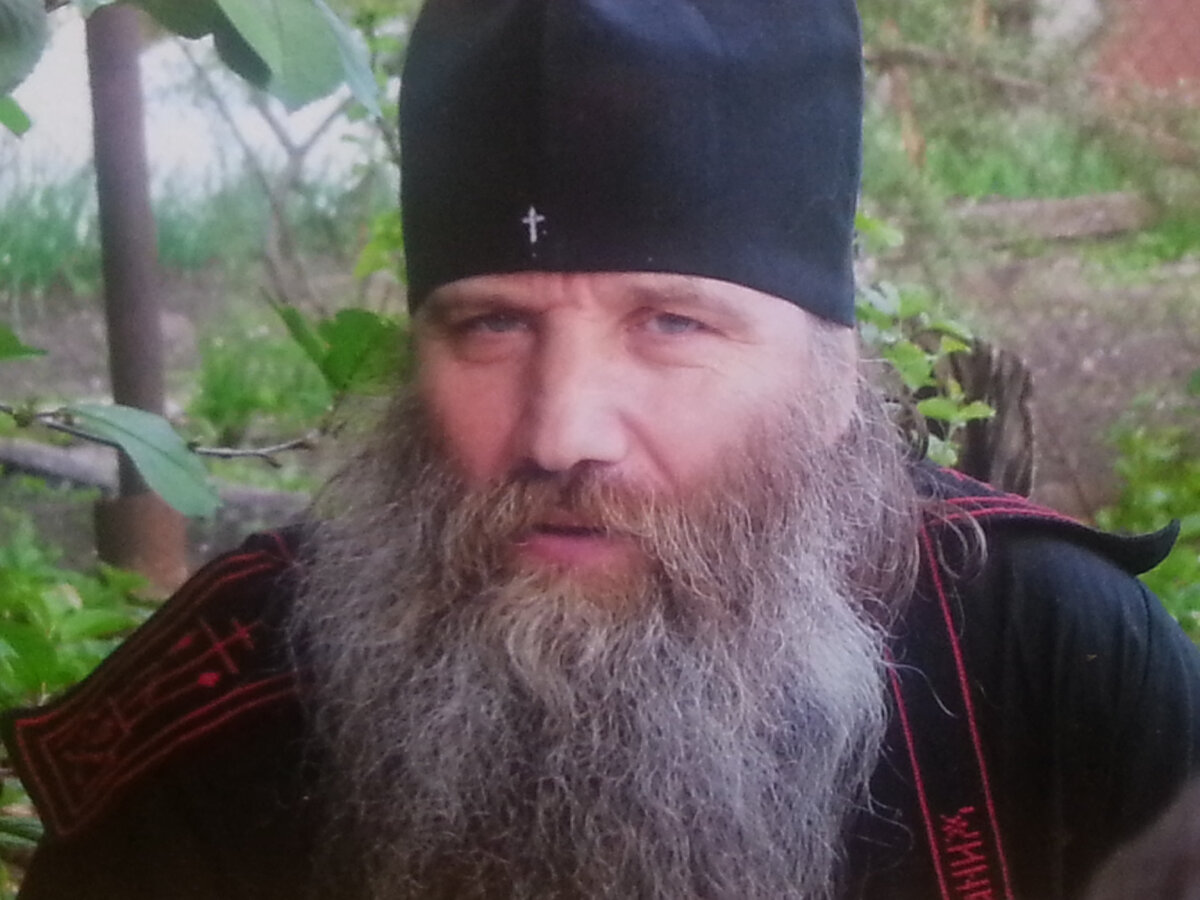 Ищите Христа, Иисусову молитву, в сердце для спасения души, и помышления будут от Бога.