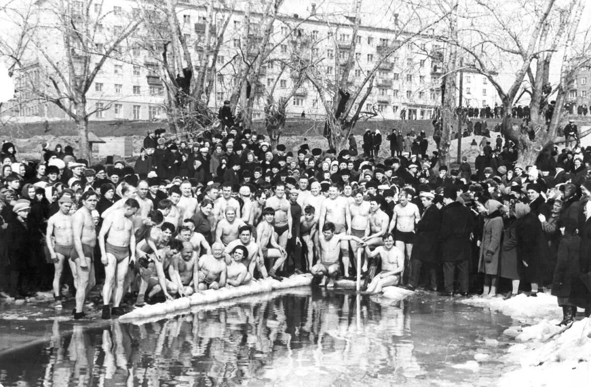 Первые тагильские моржи. 1968 г.
