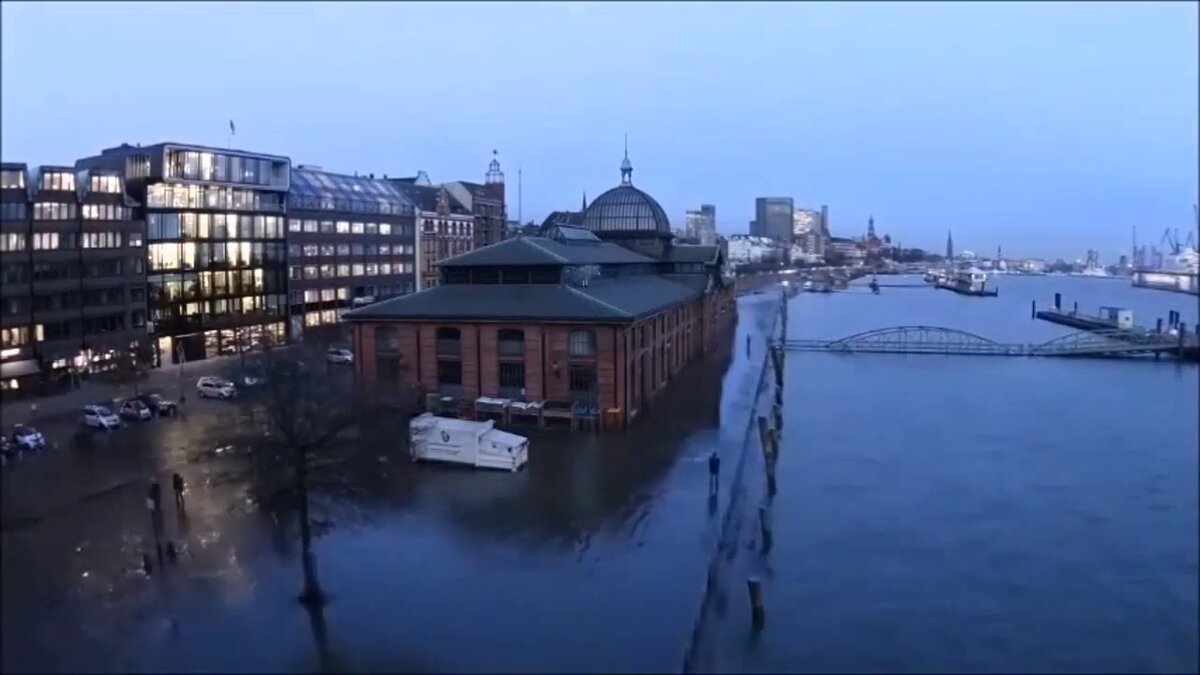 Наводнение в гамбурге. Наводнение в гамбурге. Наводнение в гамбурге. 07. Наводнение в гамбурге.