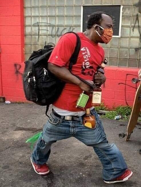 Не мародёр, а ветеран протестной войны