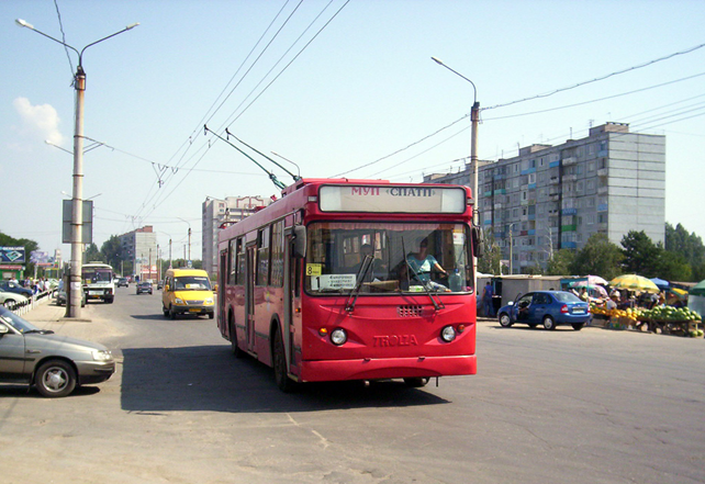 Тролза 5264.01 «Столица» №001 на маршруте. Август 2007. Автор Григорий Санжаровский. Transphoto.org. Спустя 3 месяца эта машина сгорит