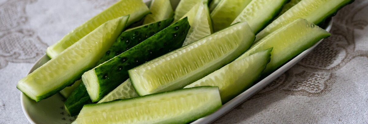 Свежие и полезные огурчики