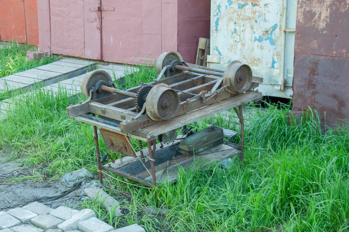 Техника на обслуживании.