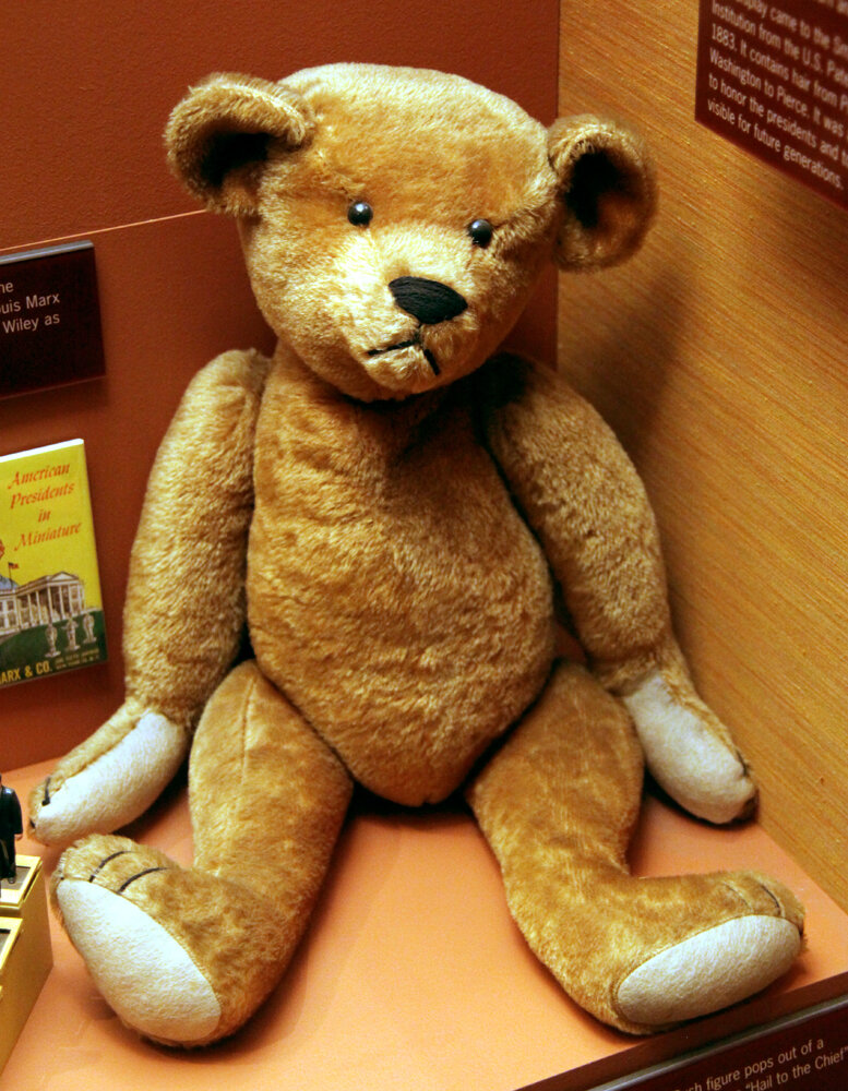 Определяем размер игрушки - медведя