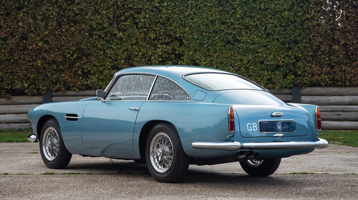 Источник: https://www.classicdriver.com/en/cars/aston-martin/db4-1958-2020?currency=EUR