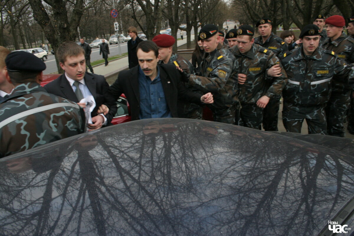 Затрыманне 16 красавіка 2009 г. Фота Юрыя Дзядзінкіна