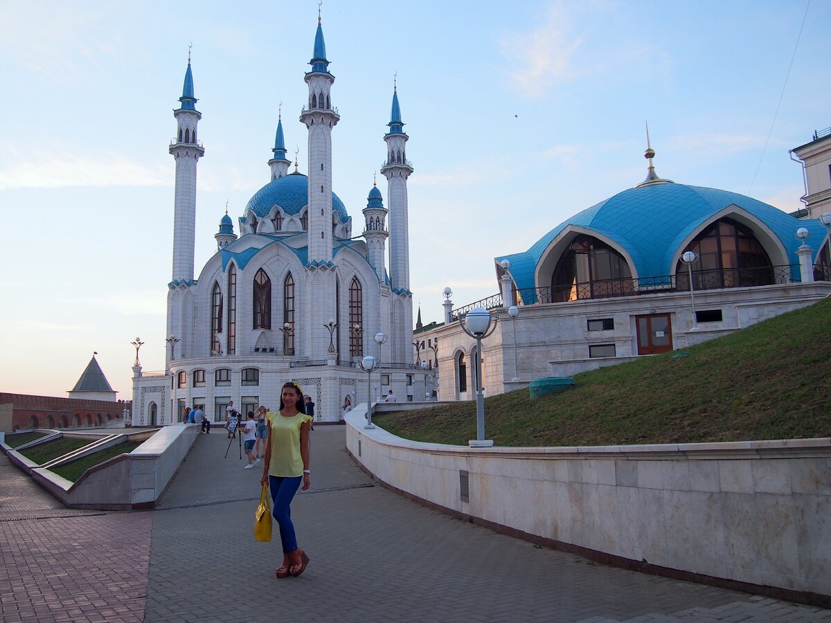 Можно отправиться в Казань. например