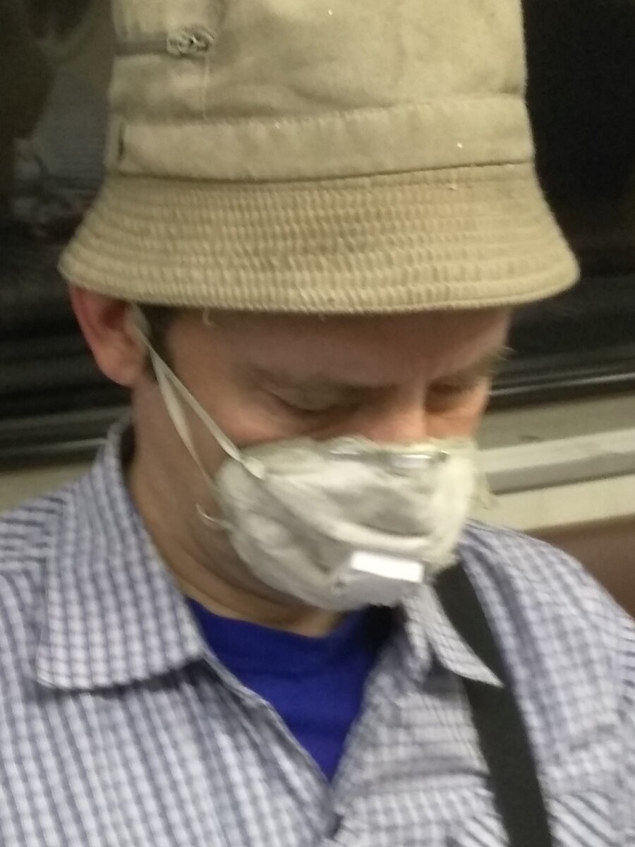 Использование респиратора - пока сгниёт. Это нормально?