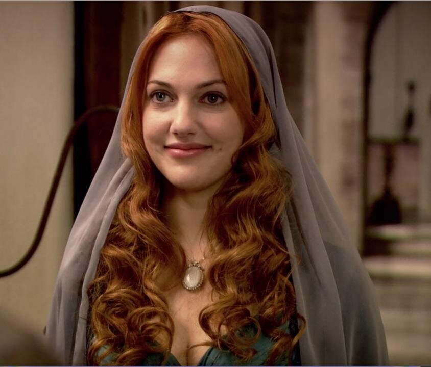 Хюррем султан в Европе ее называют Роксоланой.