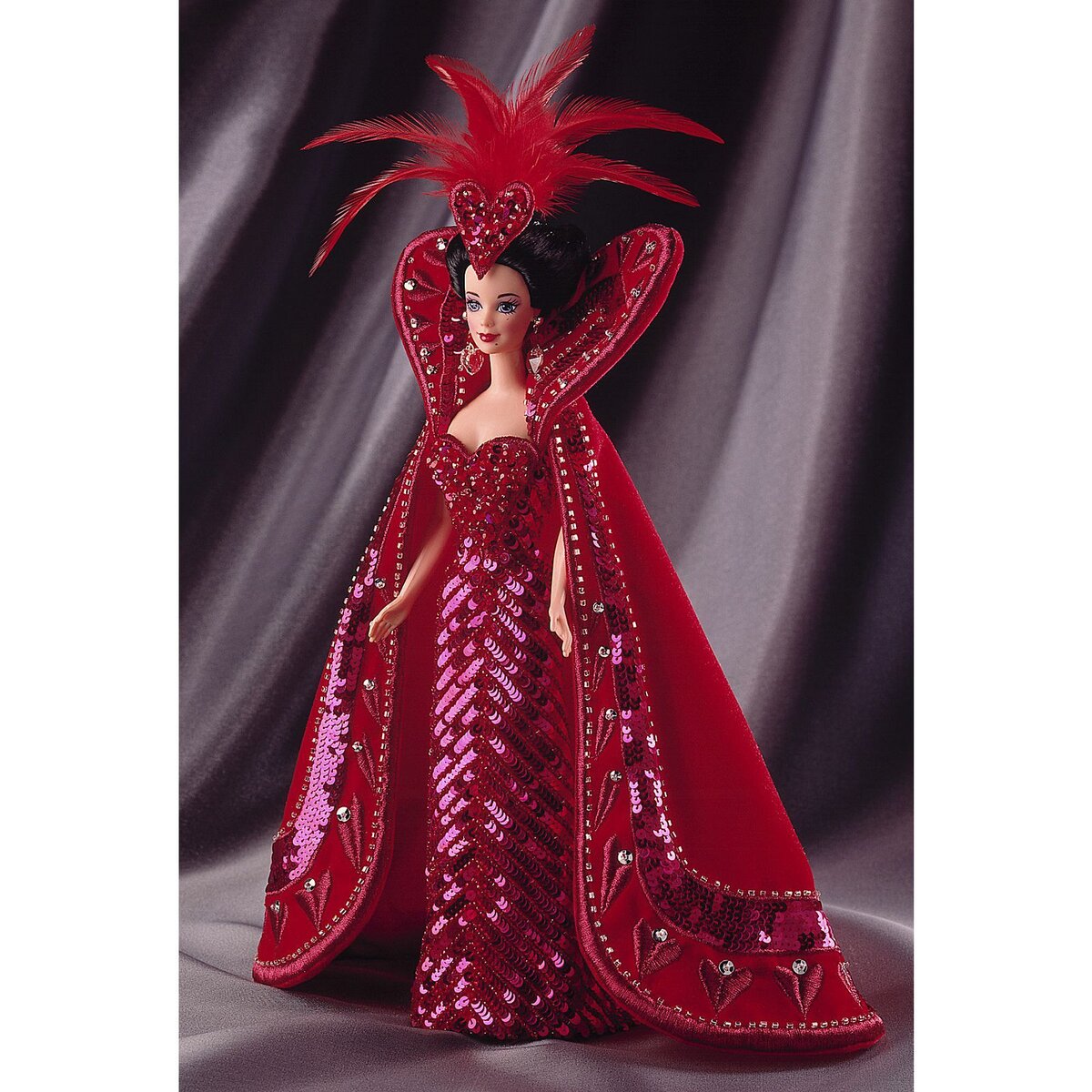 Барби Королева Сердец от Боба Маки (Barbie Bob Mackie Queen of Hearts) 1994