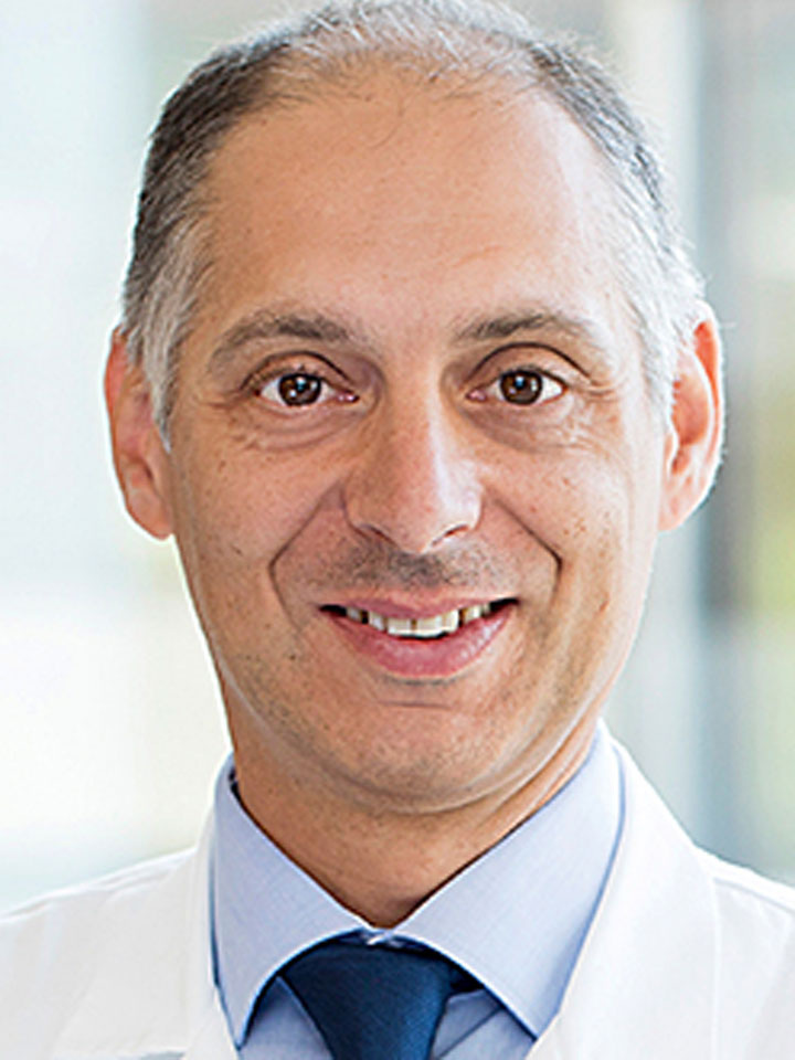 Доцент, доктор Мезут Ремзи, частная клиника "Дёблинг" 