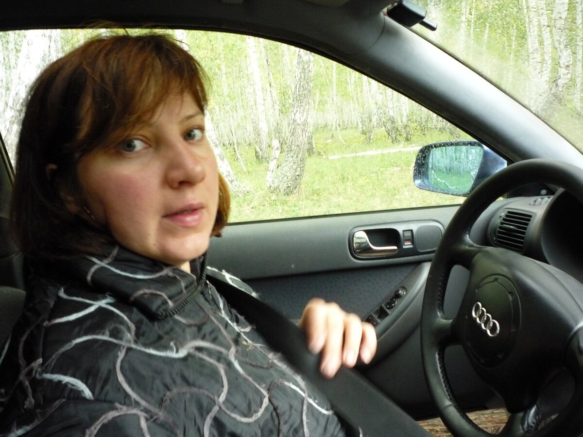 Я за рулем любимой машинки