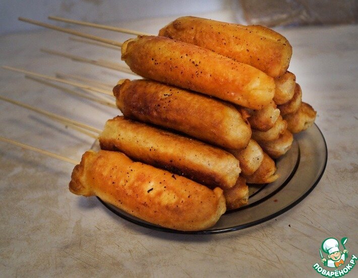 Кукурузные сосиски рецепт. Корн дог с сыром. Сосиски по американски. Кукурузные сосиски рецепт. Кукурузные сосиски рецепт.