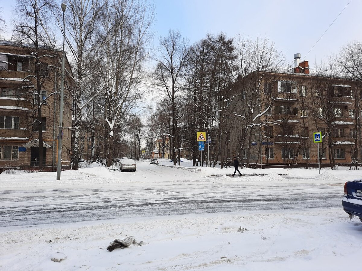 Вот сам райончик. И это Москва, товарищи!