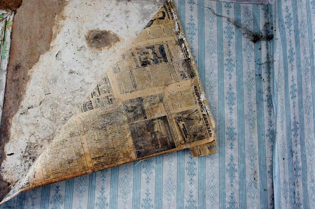 Подложка из обоев